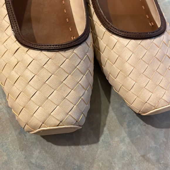 Dexter beige woven flats (sz 7 1/2) - Picture 6 of 6